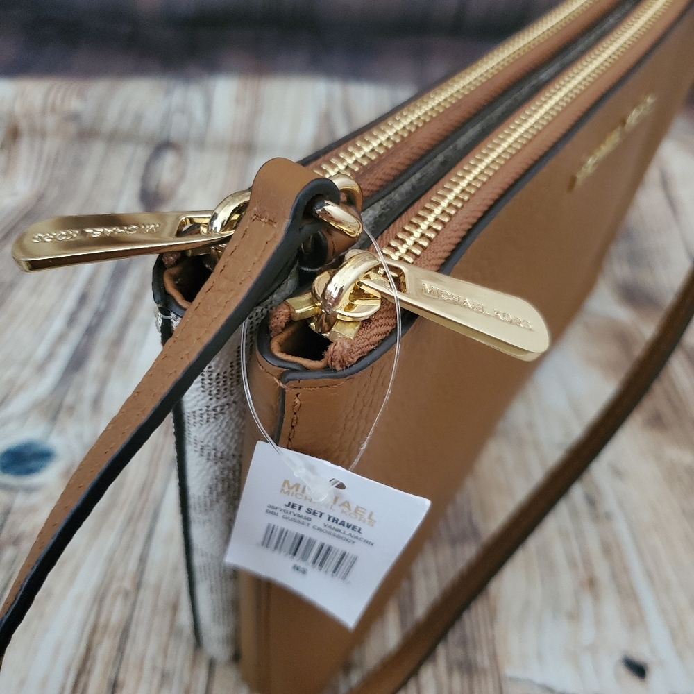 Michael Kors Jet Set Travel DBL Gusset Crossbody - Picture 14 of 14